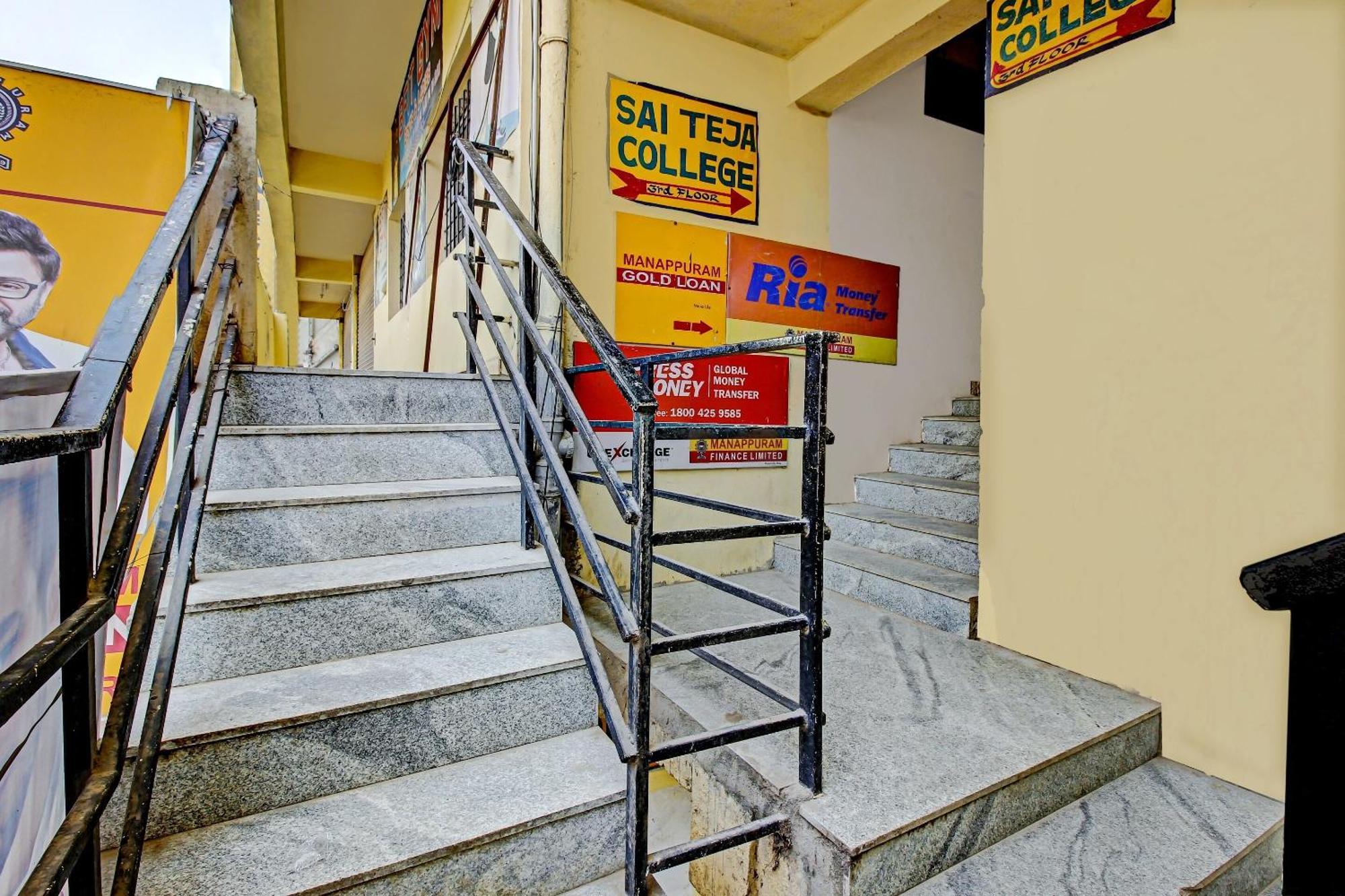 Hotel O Adhin Residency Hyderabad Exterior foto